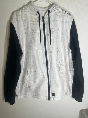 Marc ECKO cut‎ & sew XL men's white windbreaker w/design-used good